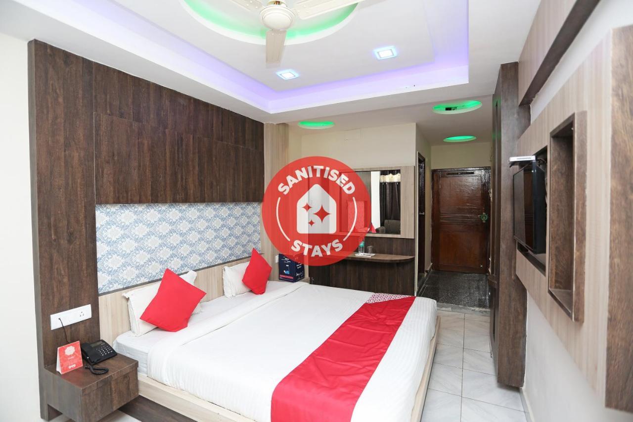 Oyo 4956 Hotel Maharaja Palace กานปูร์ ภายนอก รูปภาพ