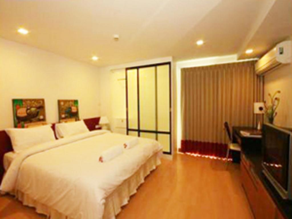 Oyo 4956 Hotel Maharaja Palace กานปูร์ ห้อง รูปภาพ